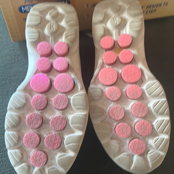 Skechers ladies slip-ins. Black/multi colored threads in shoe. Valentina. - Picture 3 of 7